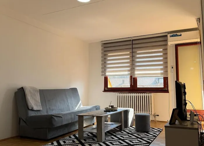 アパート Apartment-heart Of